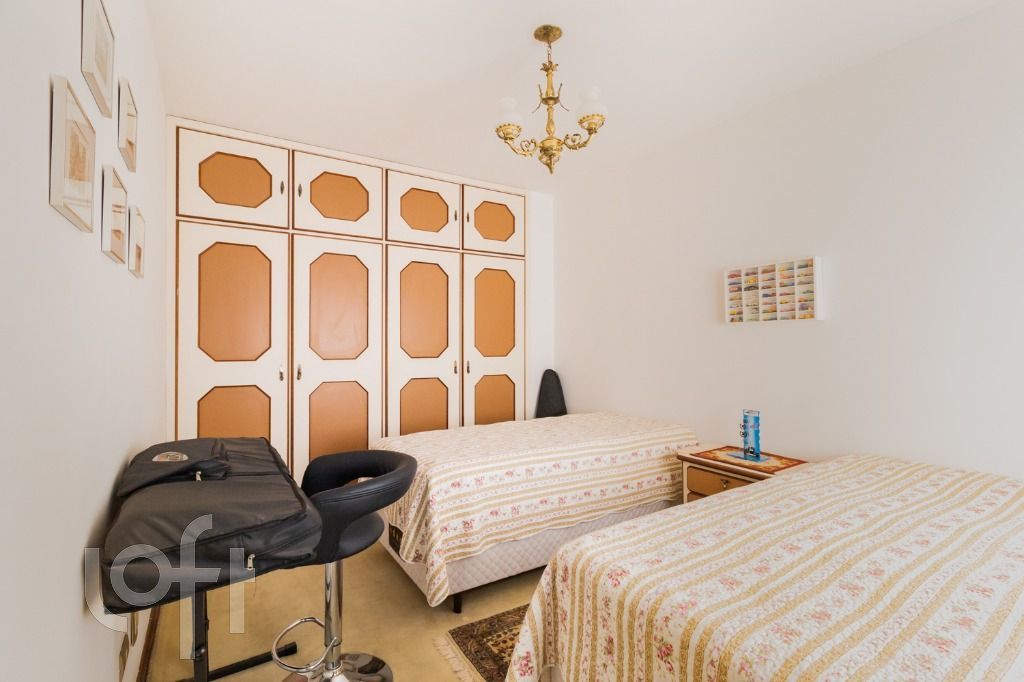 Casa à venda com 3 quartos, 284m² - Foto 11