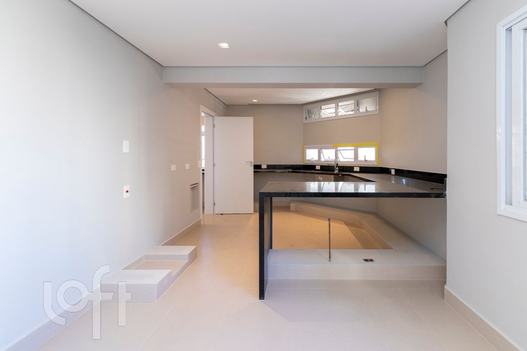 Apartamento à venda com 4 quartos, 230m² - Foto 24