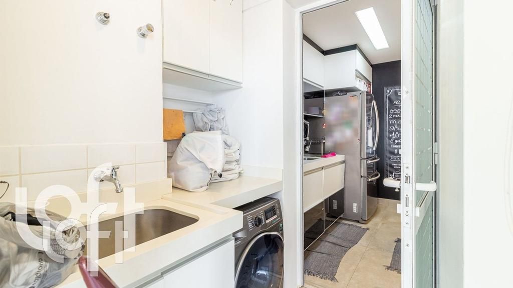 Apartamento à venda com 2 quartos, 76m² - Foto 15