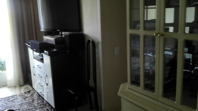 Apartamento à venda com 2 quartos, 58m² - Foto 3