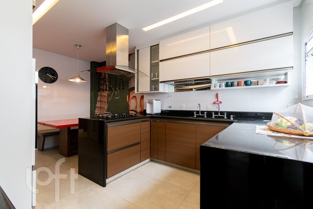 Casa à venda com 4 quartos, 332m² - Foto 43