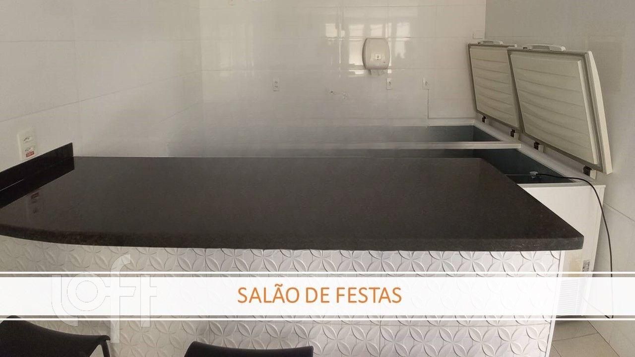 Apartamento à venda com 3 quartos, 75m² - Foto 14