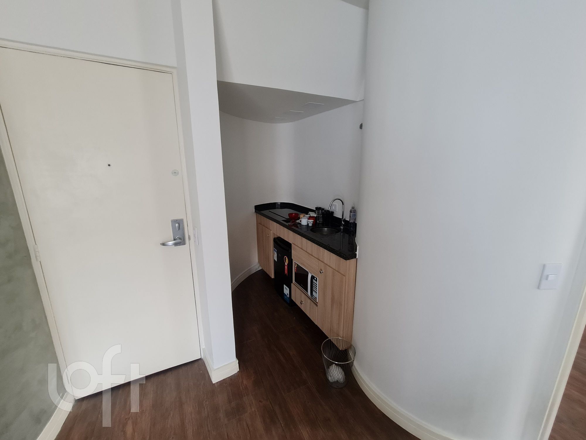 Apartamento à venda com 1 quarto, 37m² - Foto 6