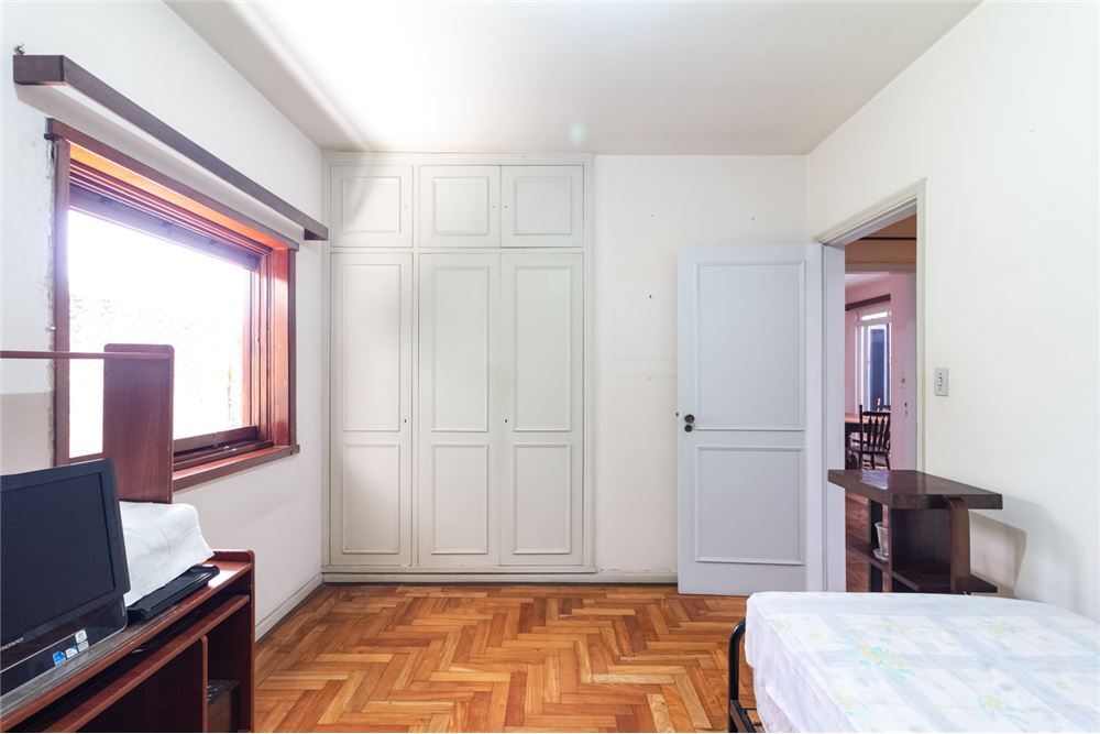 Casa à venda com 4 quartos, 307m² - Foto 9