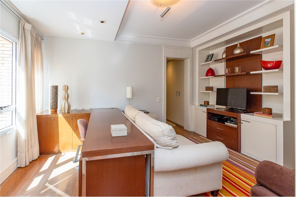 Apartamento, 3 quartos, 243 m² - Foto 28