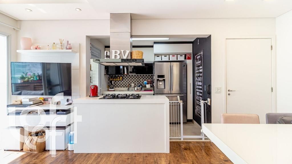 Apartamento à venda com 2 quartos, 76m² - Foto 12