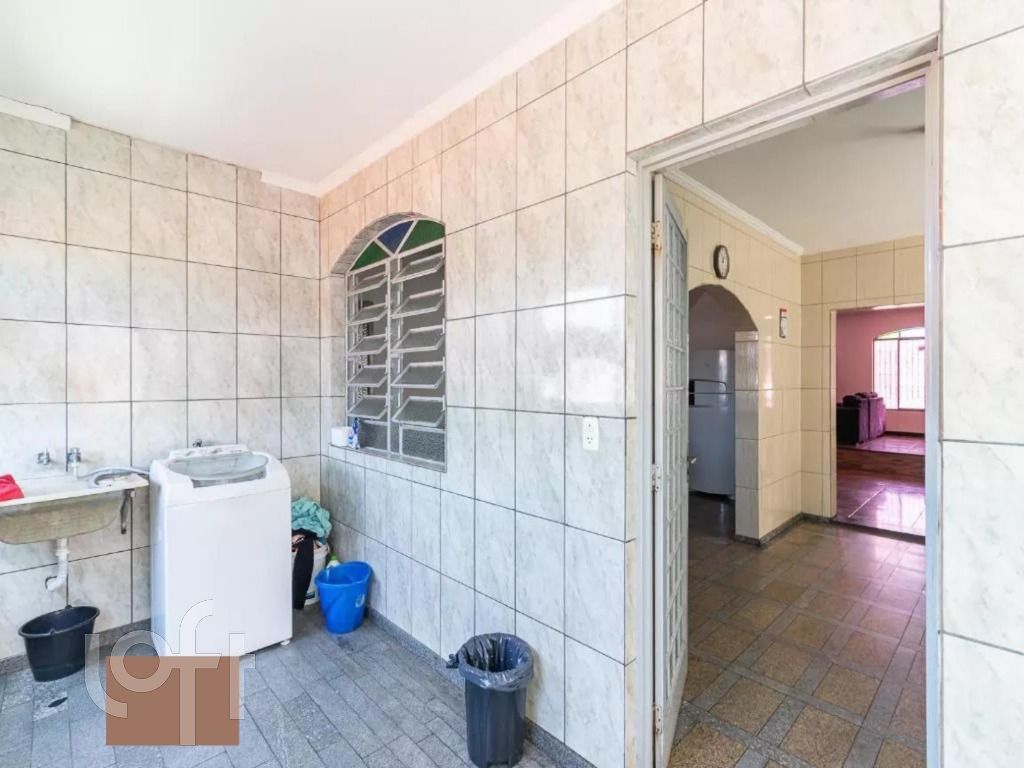 Casa à venda com 4 quartos, 200m² - Foto 21