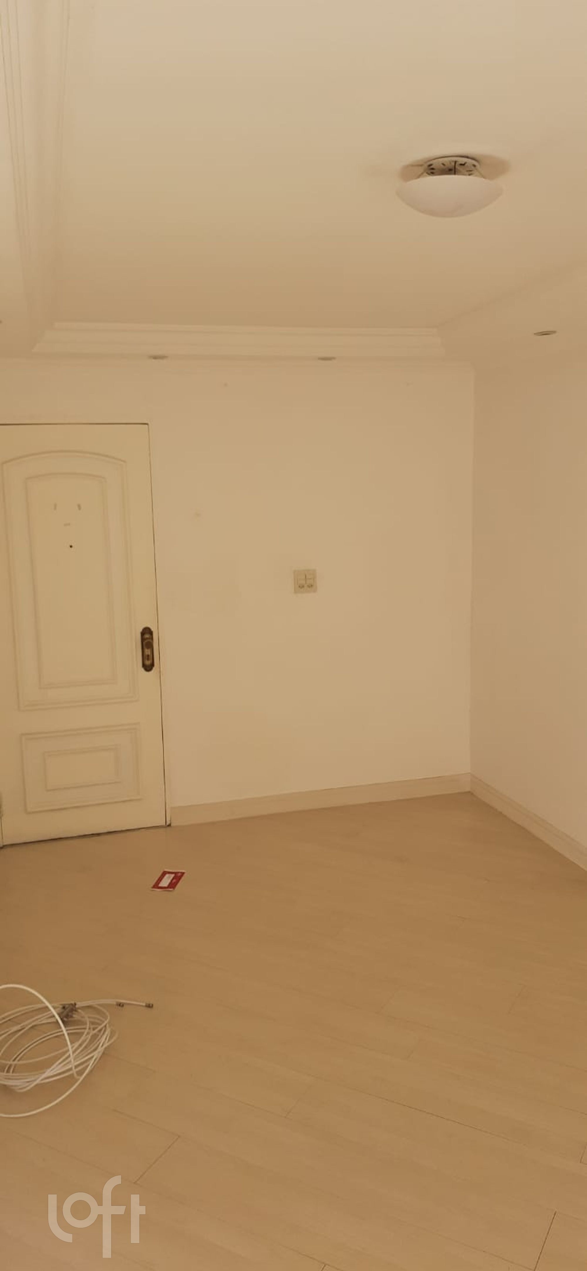 Apartamento à venda com 2 quartos, 67m² - Foto 8