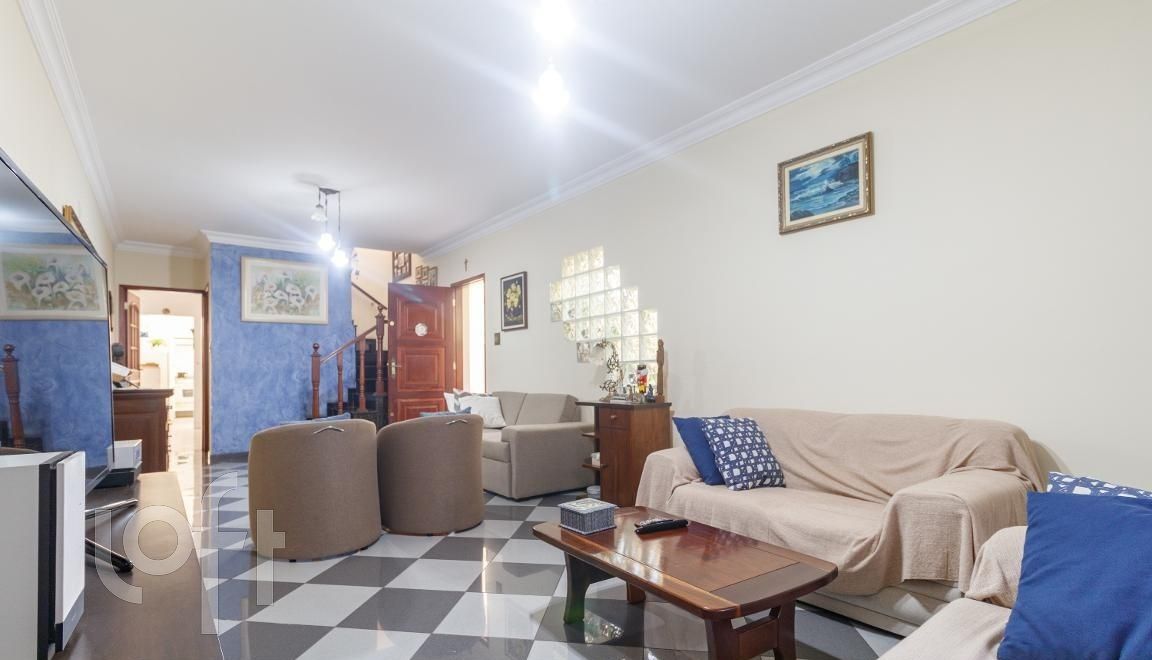 Casa, 3 quartos, 222 m² - Foto 2