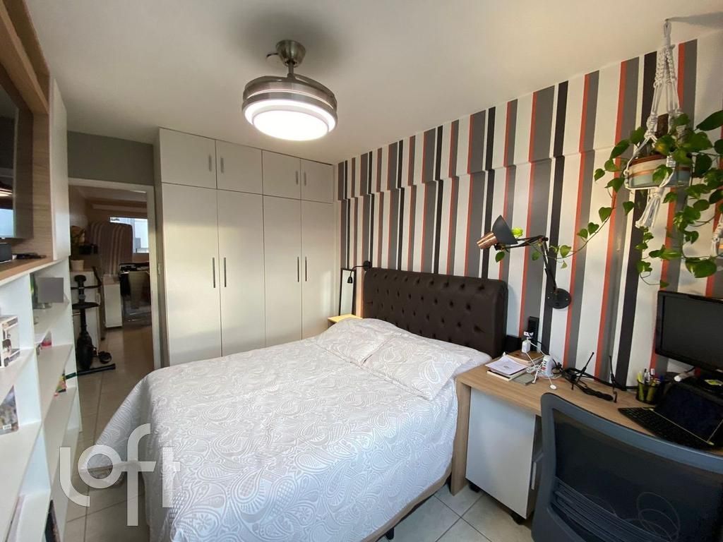 Apartamento à venda com 2 quartos, 69m² - Foto 5