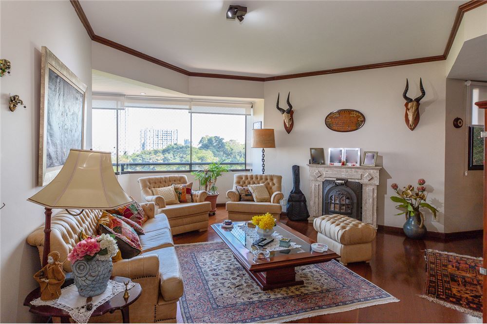 Apartamento, 3 quartos, 147 m² - Foto 1