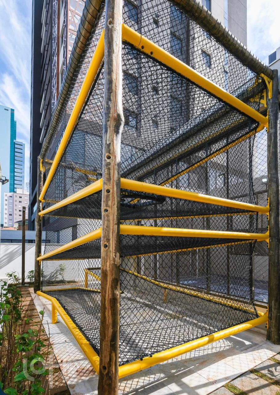 Apartamento à venda com 3 quartos, 158m² - Foto 17