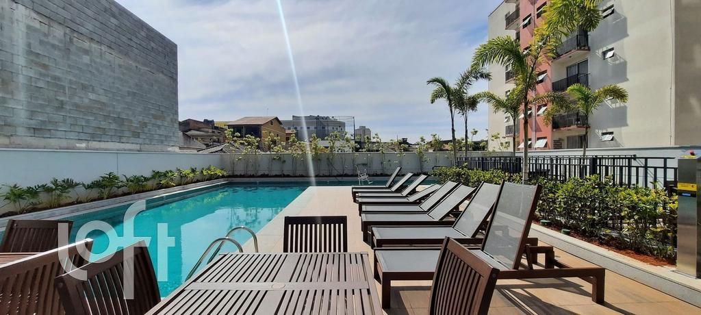Apartamento à venda com 2 quartos, 43m² - Foto 23