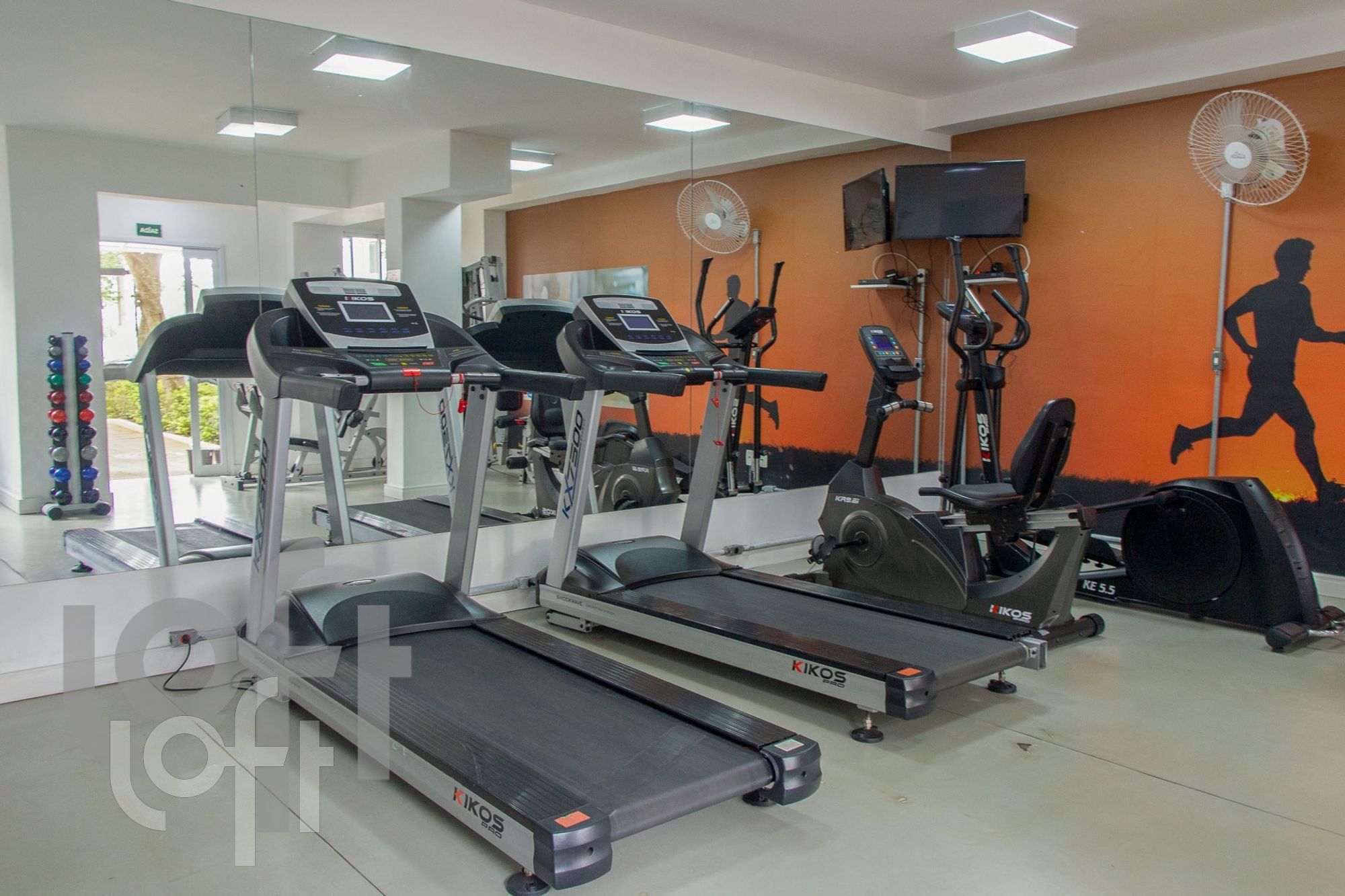 Apartamento à venda com 2 quartos, 70m² - Foto 8