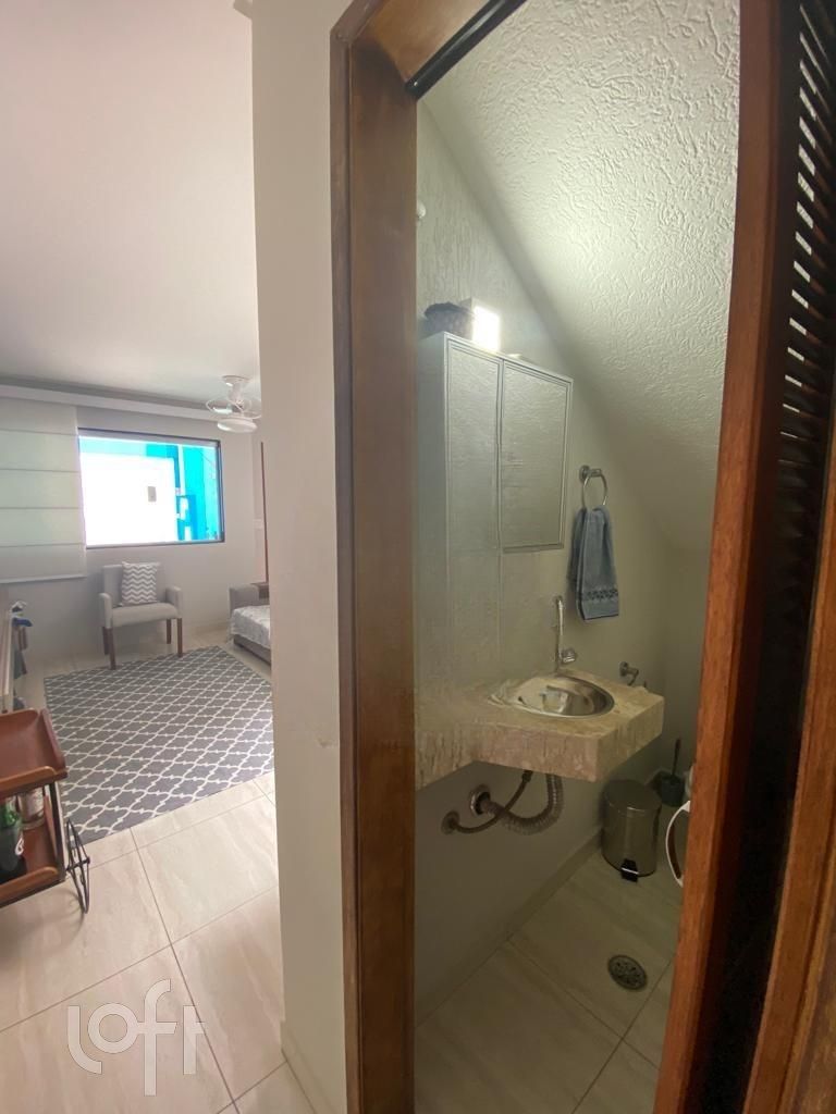 Casa à venda com 3 quartos, 95m² - Foto 6