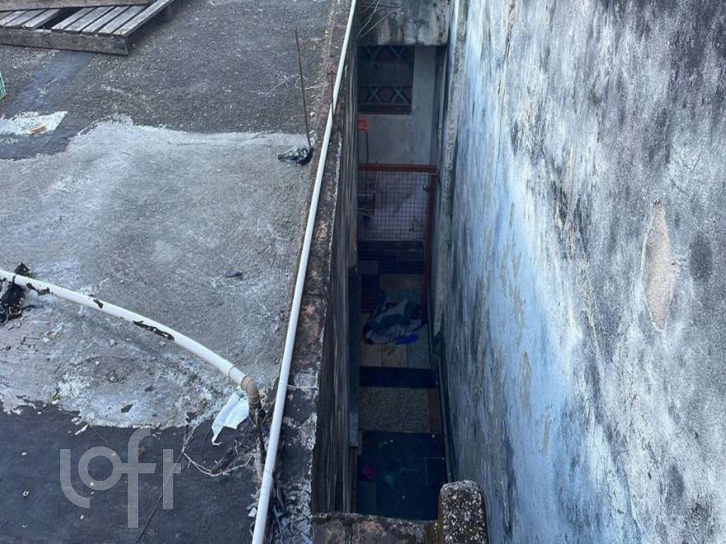 Casa à venda com 3 quartos, 250m² - Foto 4