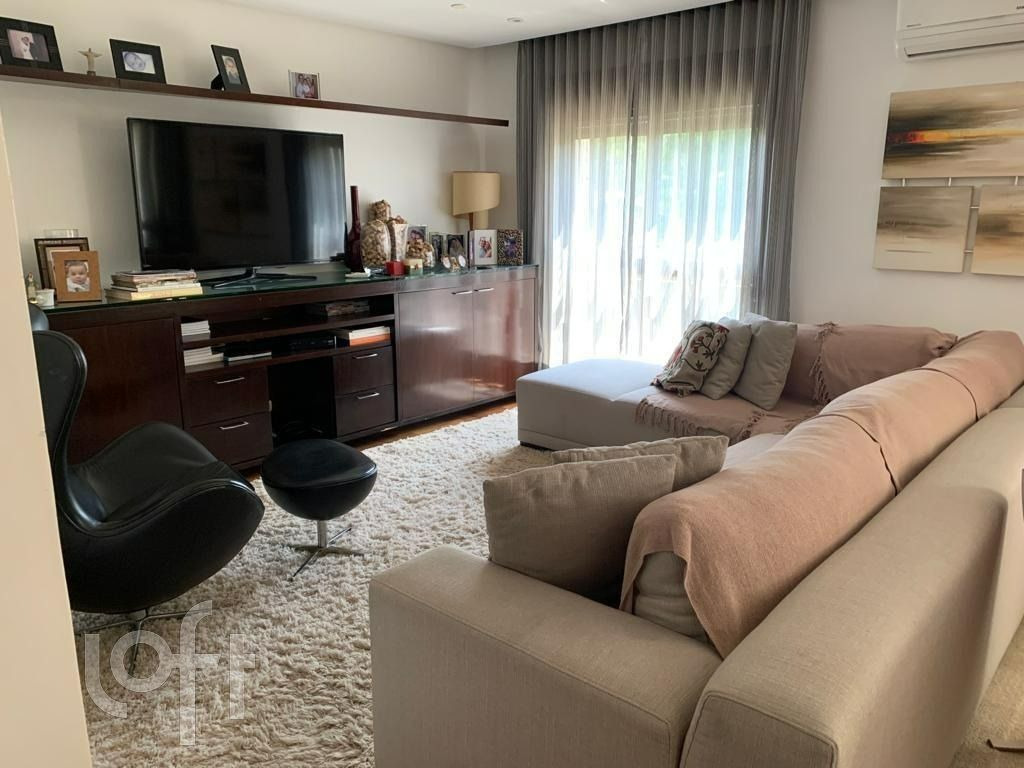 Apartamento, 3 quartos, 191 m² - Foto 2