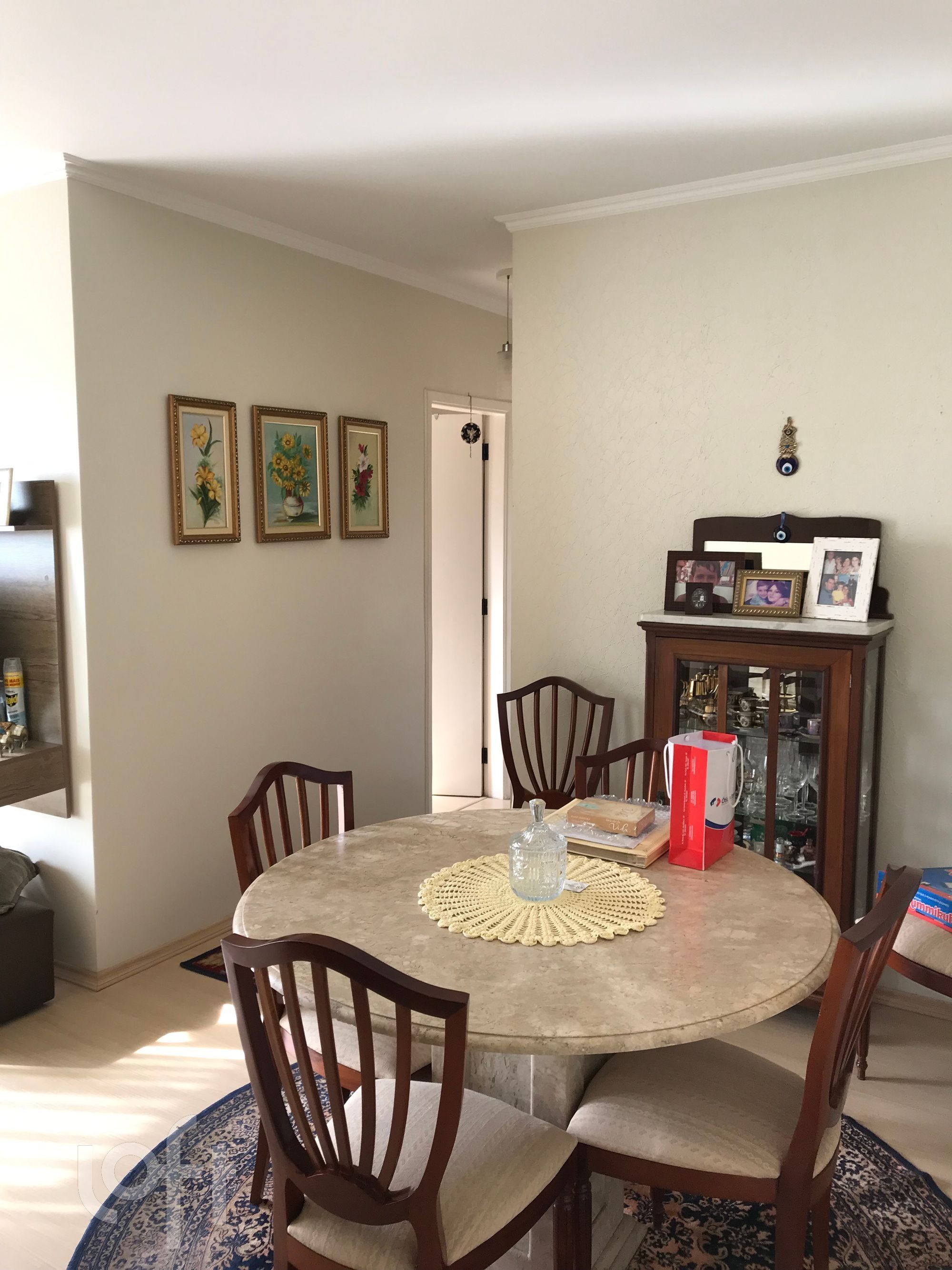 Apartamento à venda com 2 quartos, 75m² - Foto 7