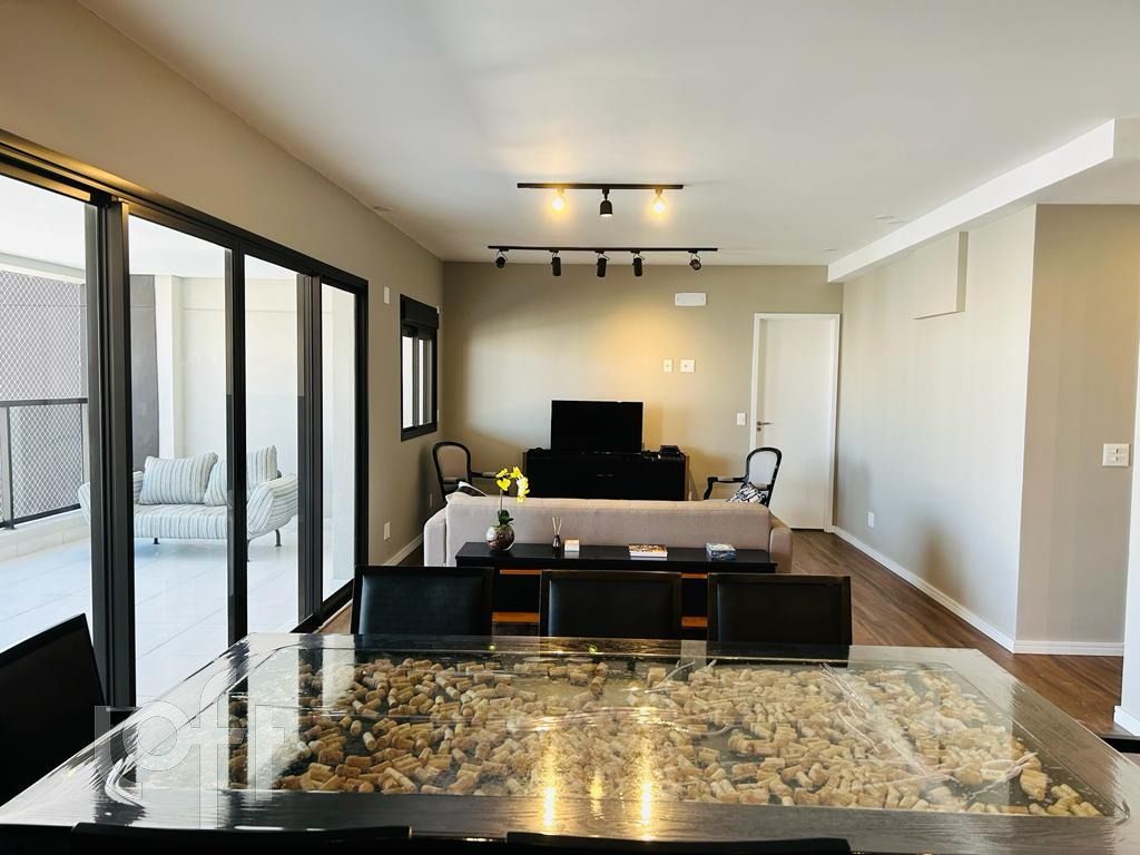 Apartamento à venda com 3 quartos, 158m² - Foto 51