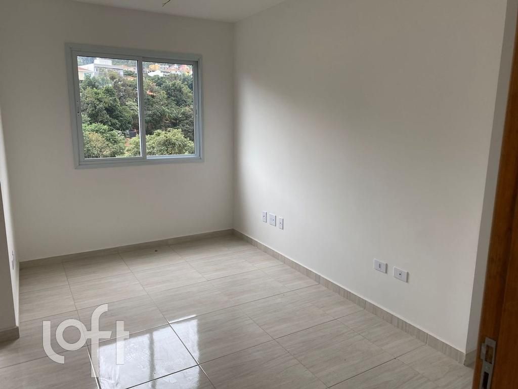 Apartamento à venda com 2 quartos, 44m² - Foto 1