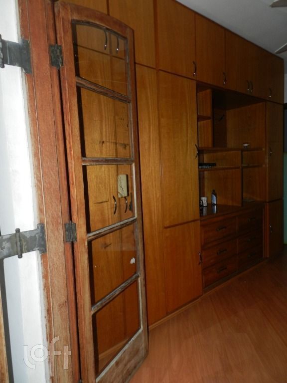 Casa à venda com 3 quartos, 246m² - Foto 8