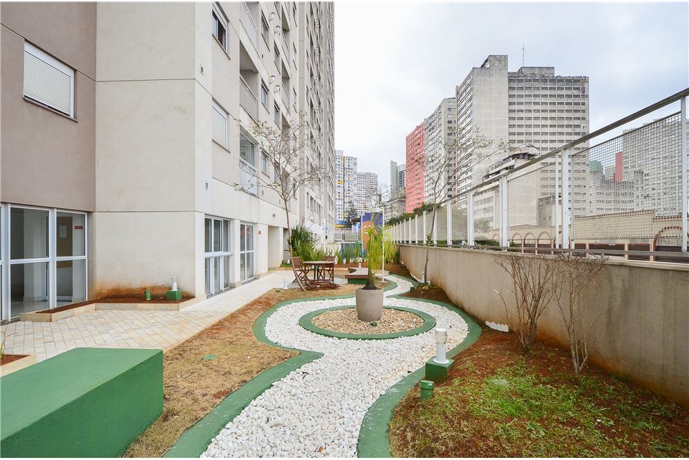 Apartamento à venda com 2 quartos, 55m² - Foto 20
