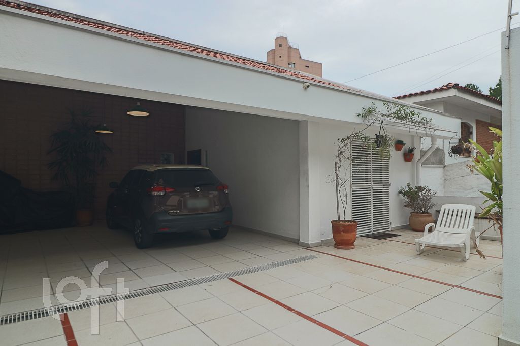 Casa à venda com 4 quartos, 276m² - Foto 34