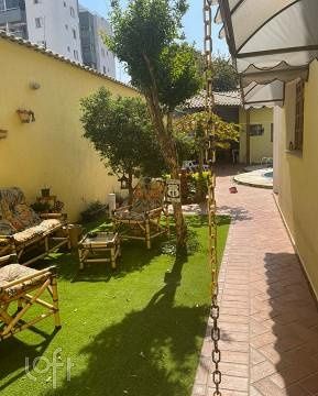 Casa, 4 quartos, 325 m² - Foto 1