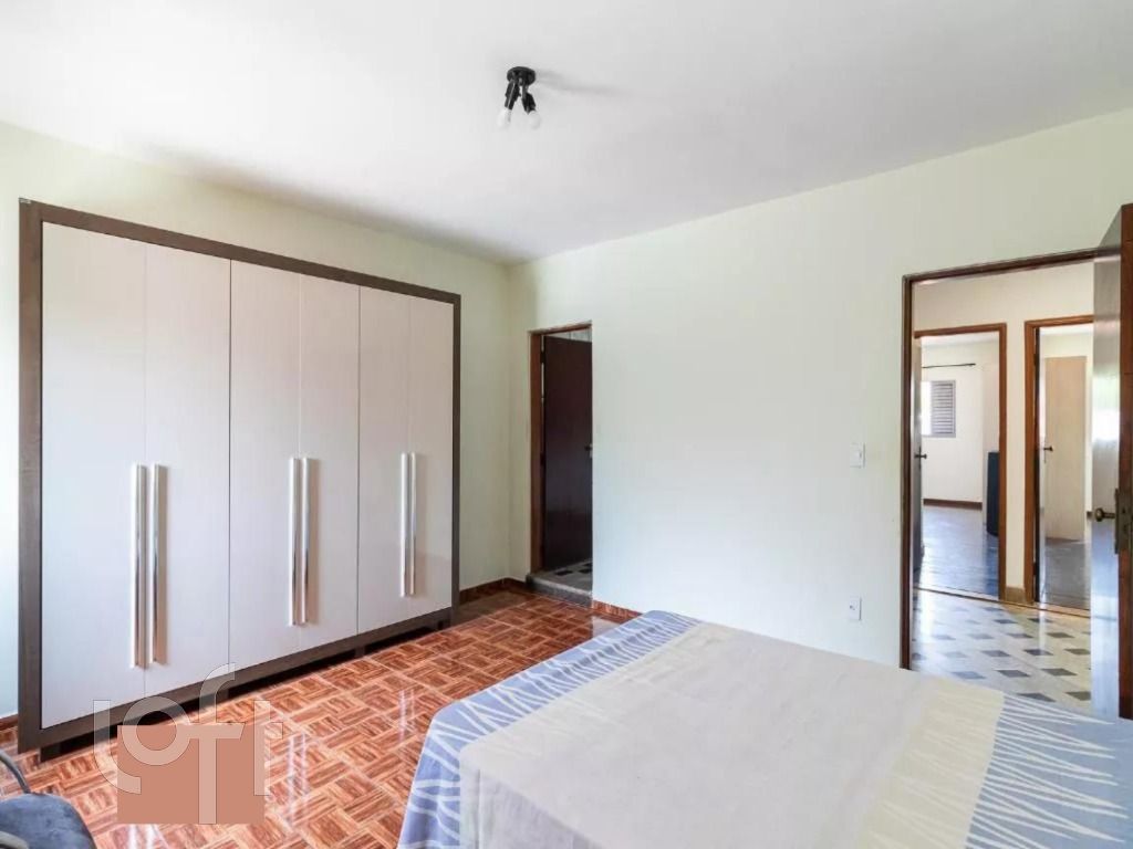 Casa à venda com 4 quartos, 200m² - Foto 7