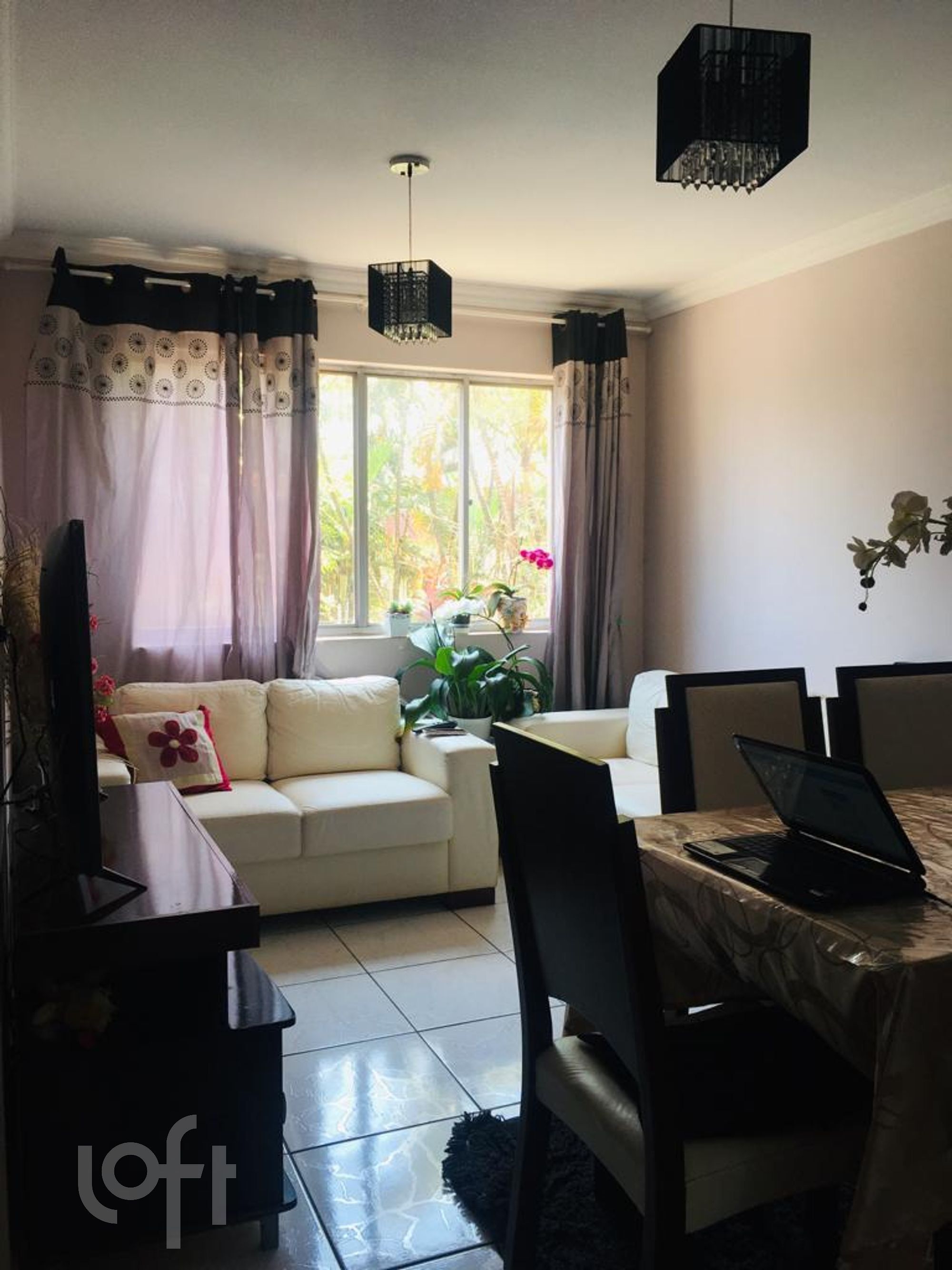 Apartamento à venda com 3 quartos, 75m² - Foto 1
