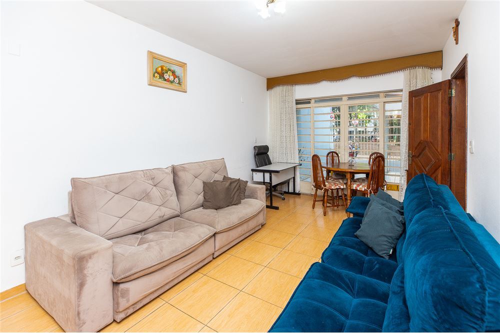 Casa, 4 quartos, 135 m² - Foto 1