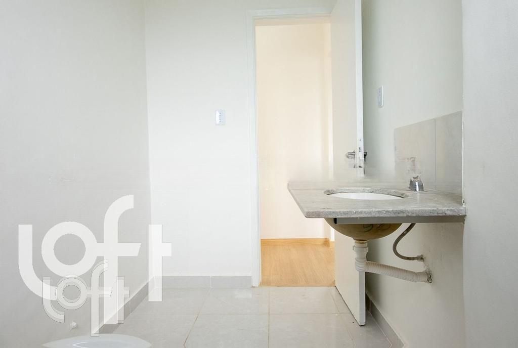Apartamento à venda com 2 quartos, 65m² - Foto 30