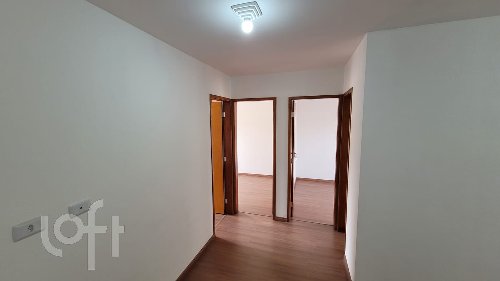 Apartamento à venda com 3 quartos, 55m² - Foto 2