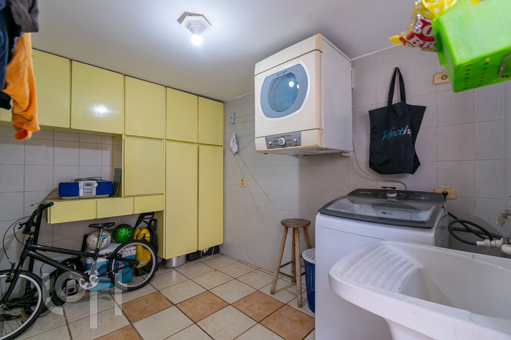 Casa, 4 quartos, 250 m² - Foto 42