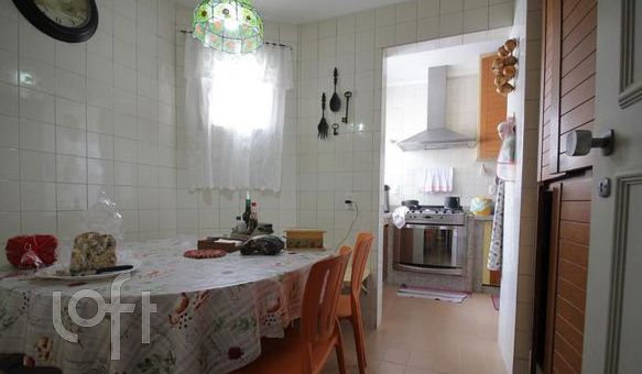 Apartamento à venda com 4 quartos, 210m² - Foto 19