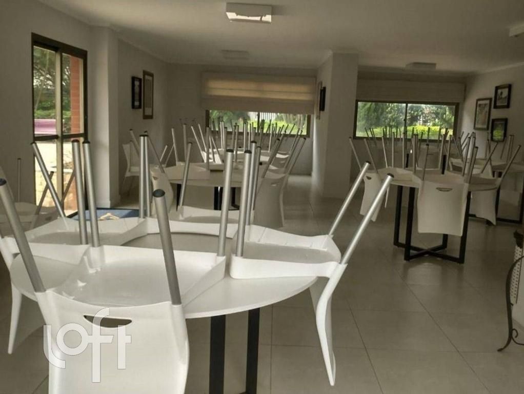 Apartamento à venda com 3 quartos, 140m² - Foto 11