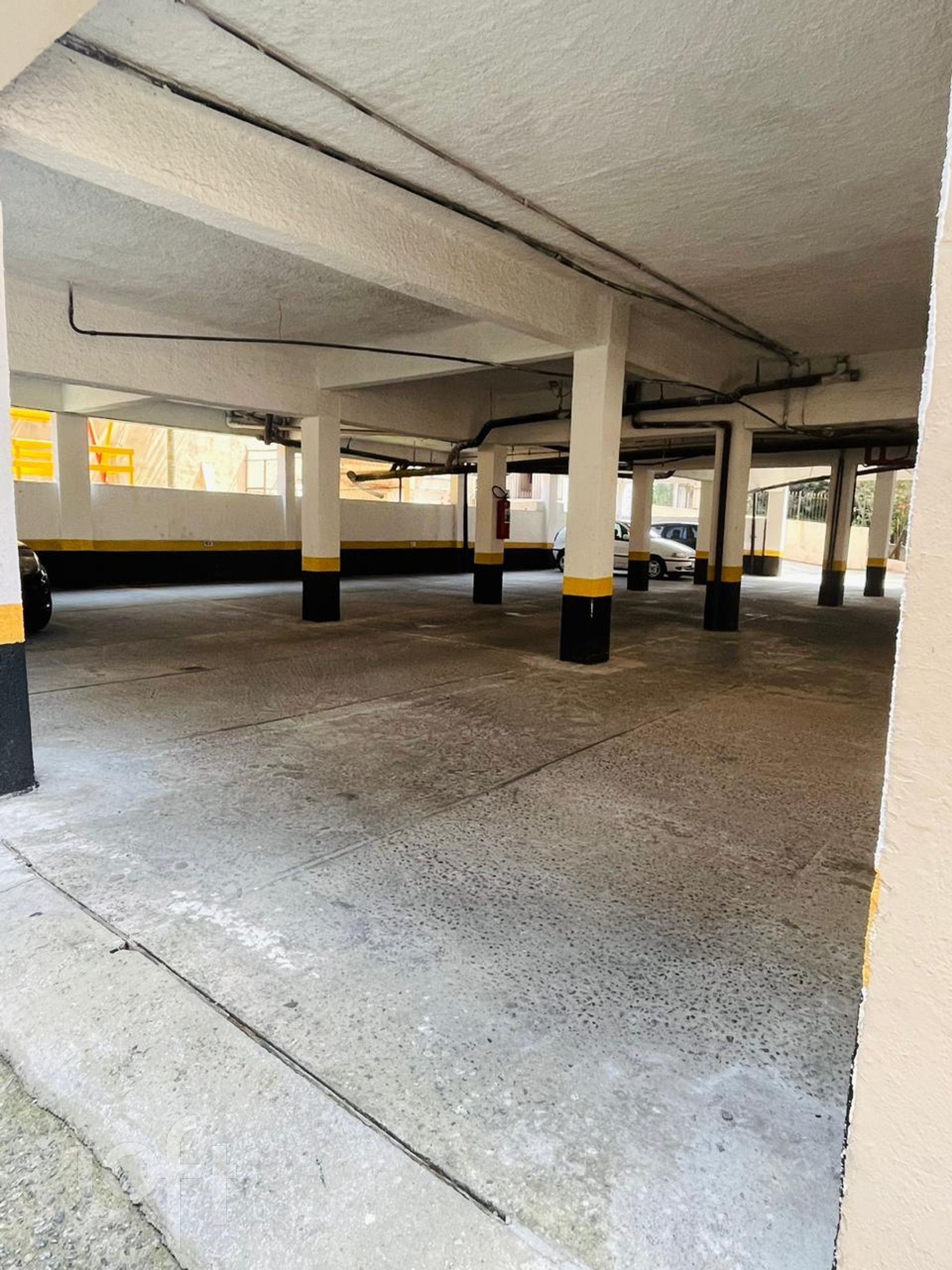 Apartamento à venda com 3 quartos, 75m² - Foto 15