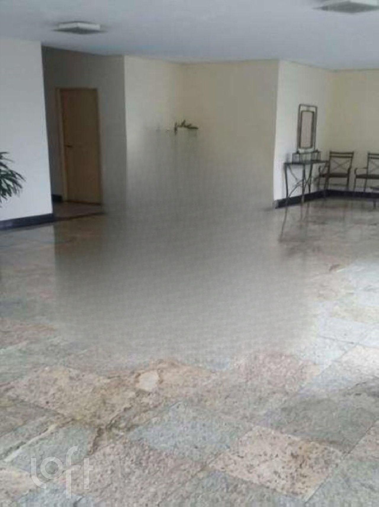 Apartamento à venda com 2 quartos, 67m² - Foto 3