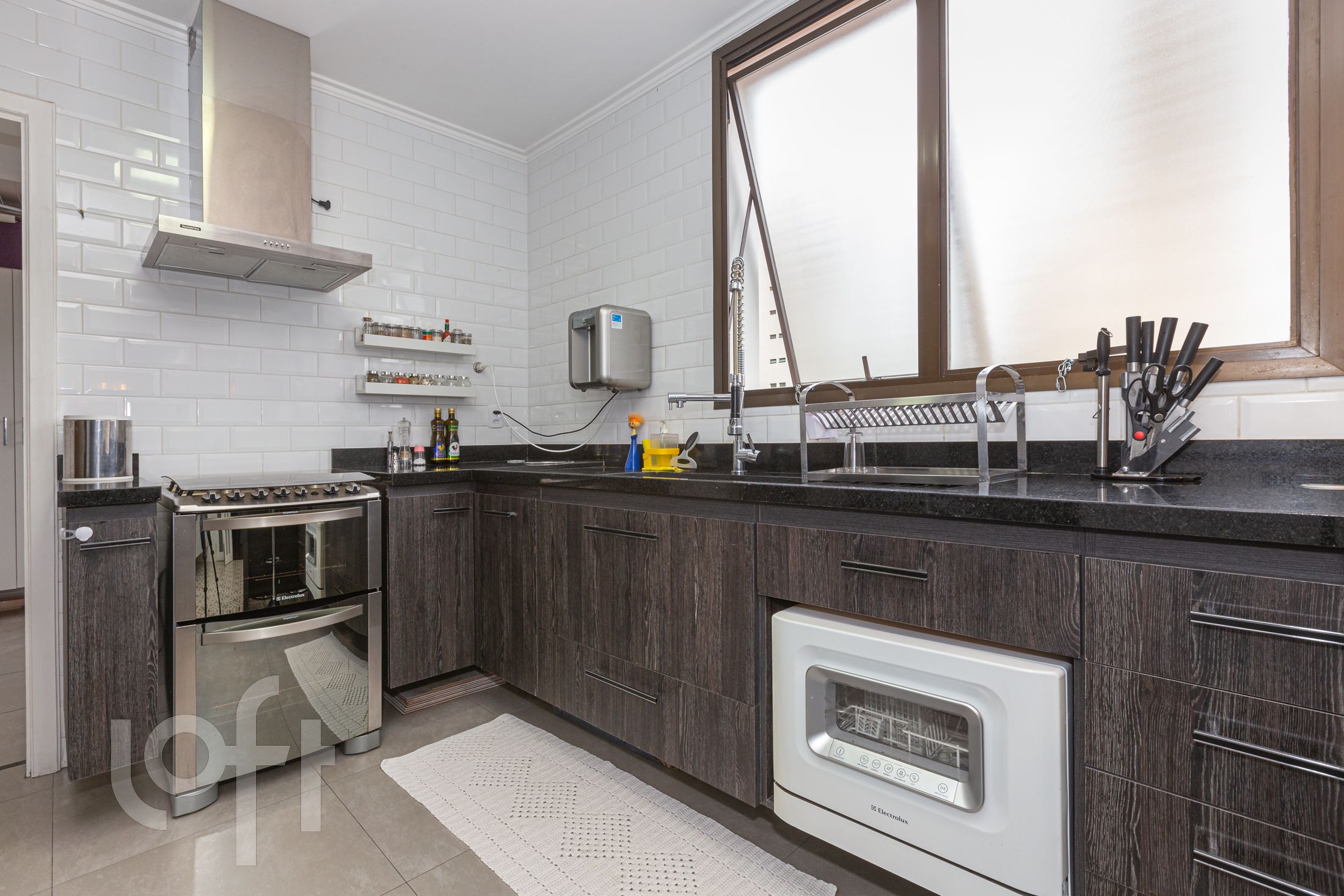Apartamento à venda com 3 quartos, 184m² - Foto 8