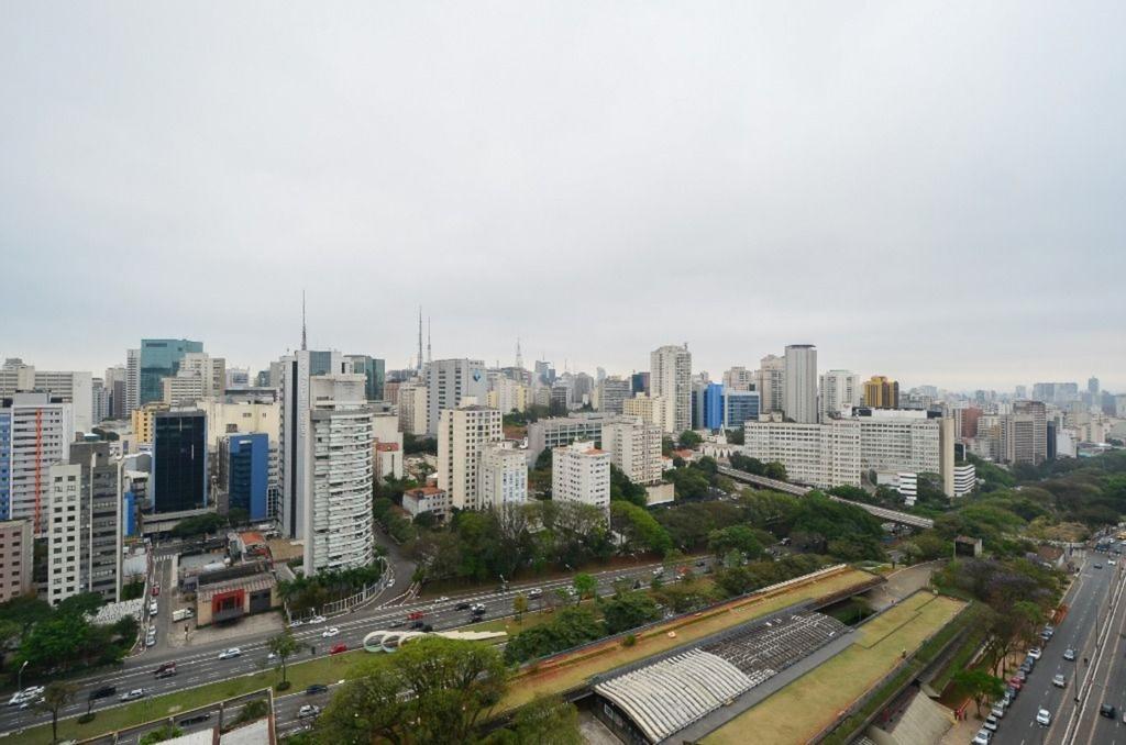 Apartamento à venda com 1 quarto, 24m² - Foto 1
