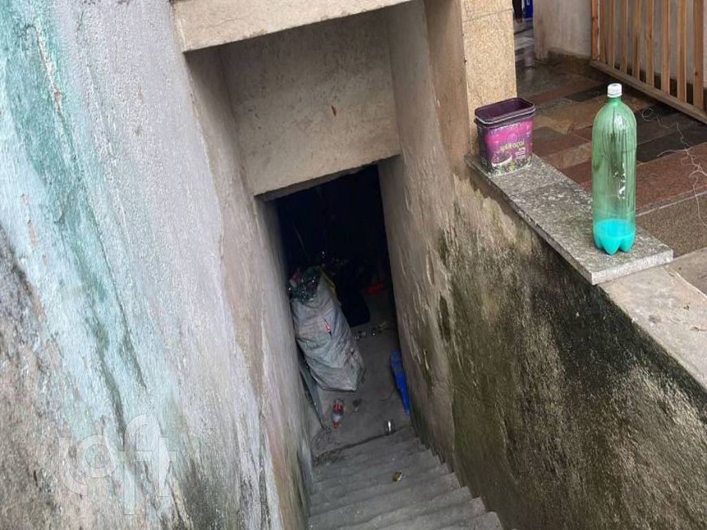 Casa à venda com 3 quartos, 250m² - Foto 14