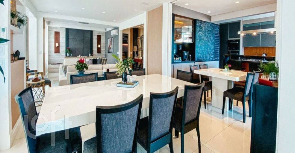 Apartamento, 3 quartos, 260 m² - Foto 4