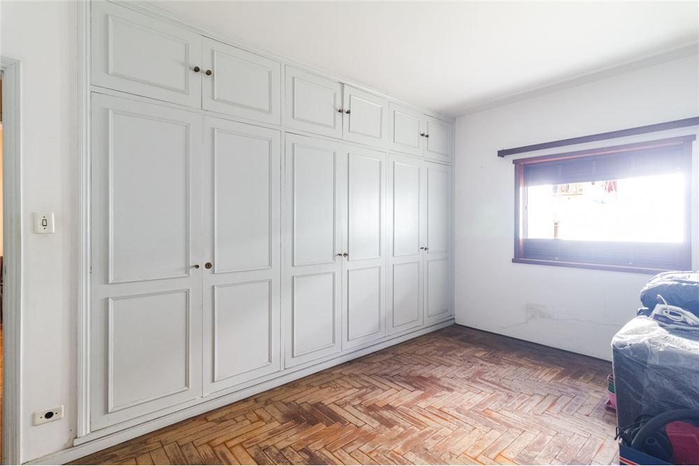 Casa à venda com 4 quartos, 307m² - Foto 5