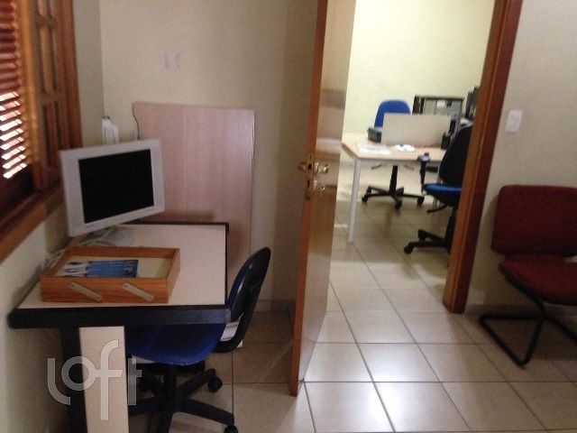 Casa, 3 quartos, 270 m² - Foto 11