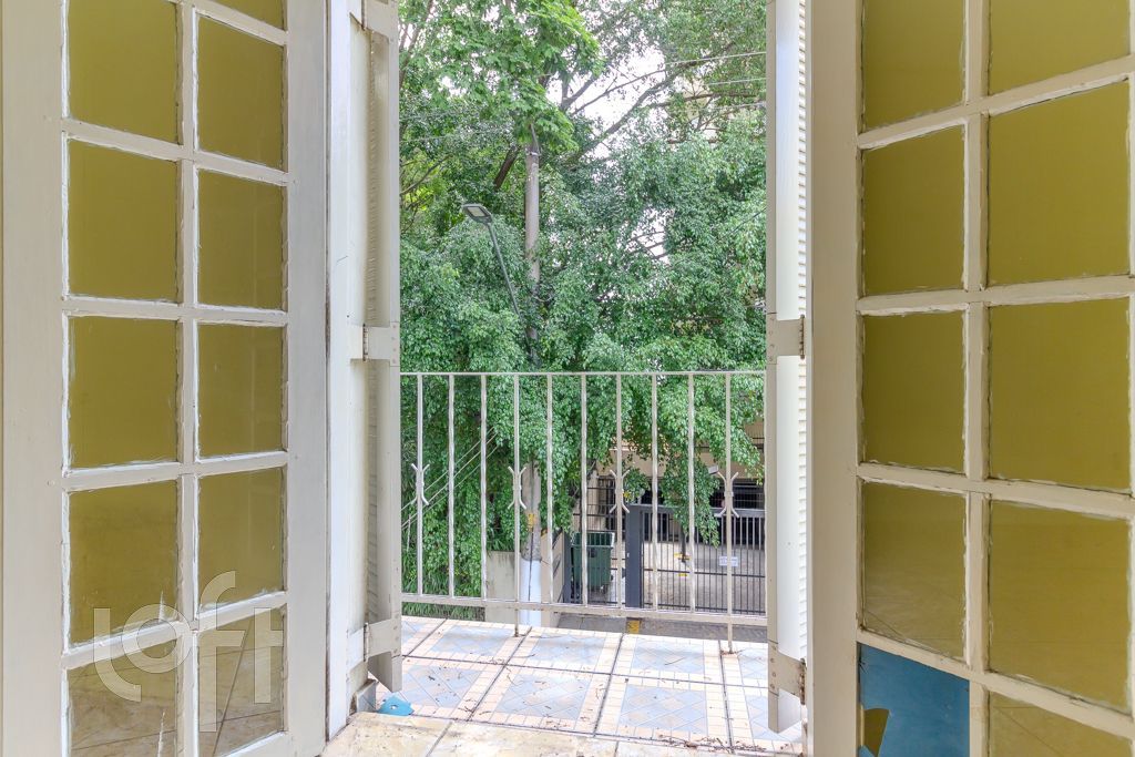 Casa à venda com 2 quartos, 64m² - Foto 8