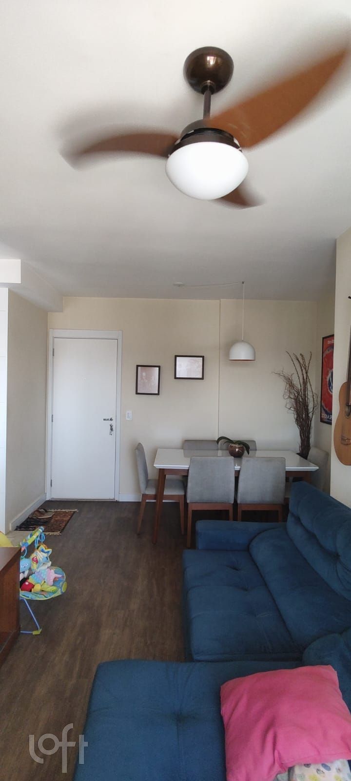 Apartamento à venda com 2 quartos, 62m² - Foto 2