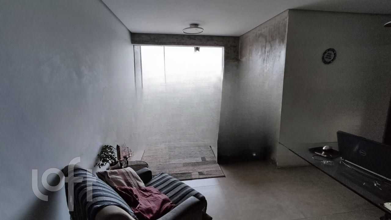 Apartamento à venda com 2 quartos, 85m² - Foto 1