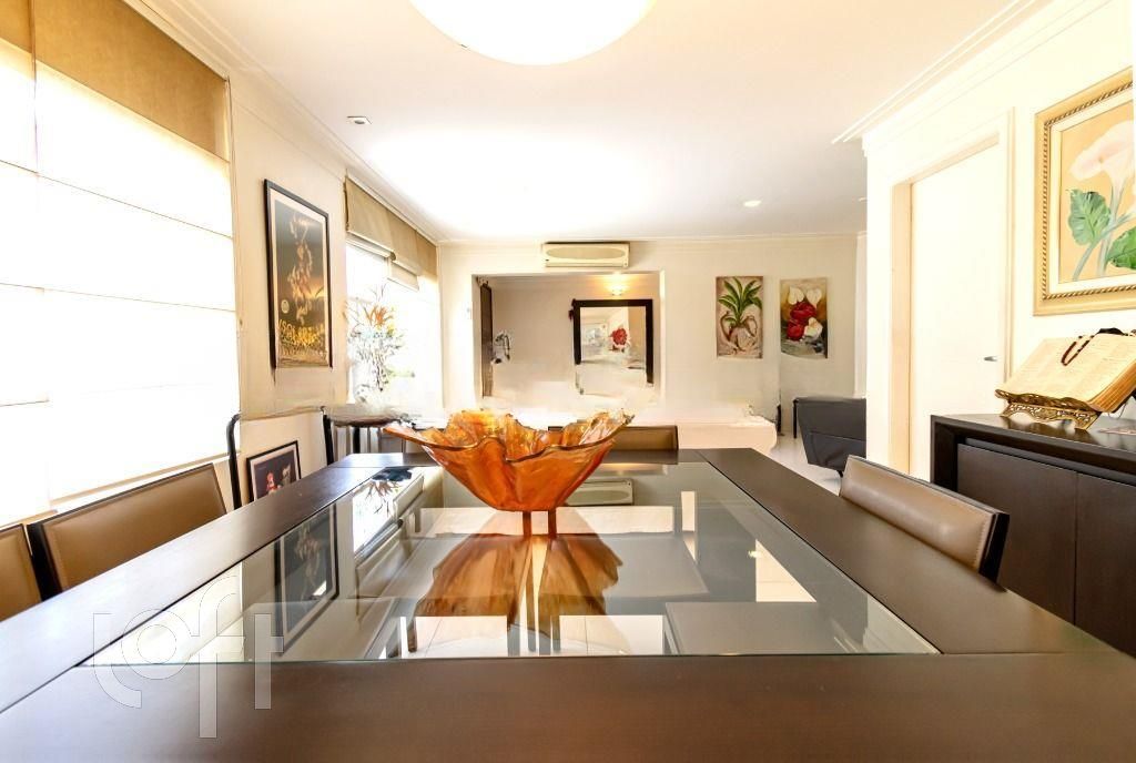 Casa à venda com 5 quartos, 250m² - Foto 50