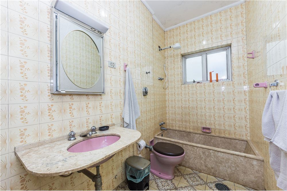 Casa à venda com 5 quartos, 215m² - Foto 22