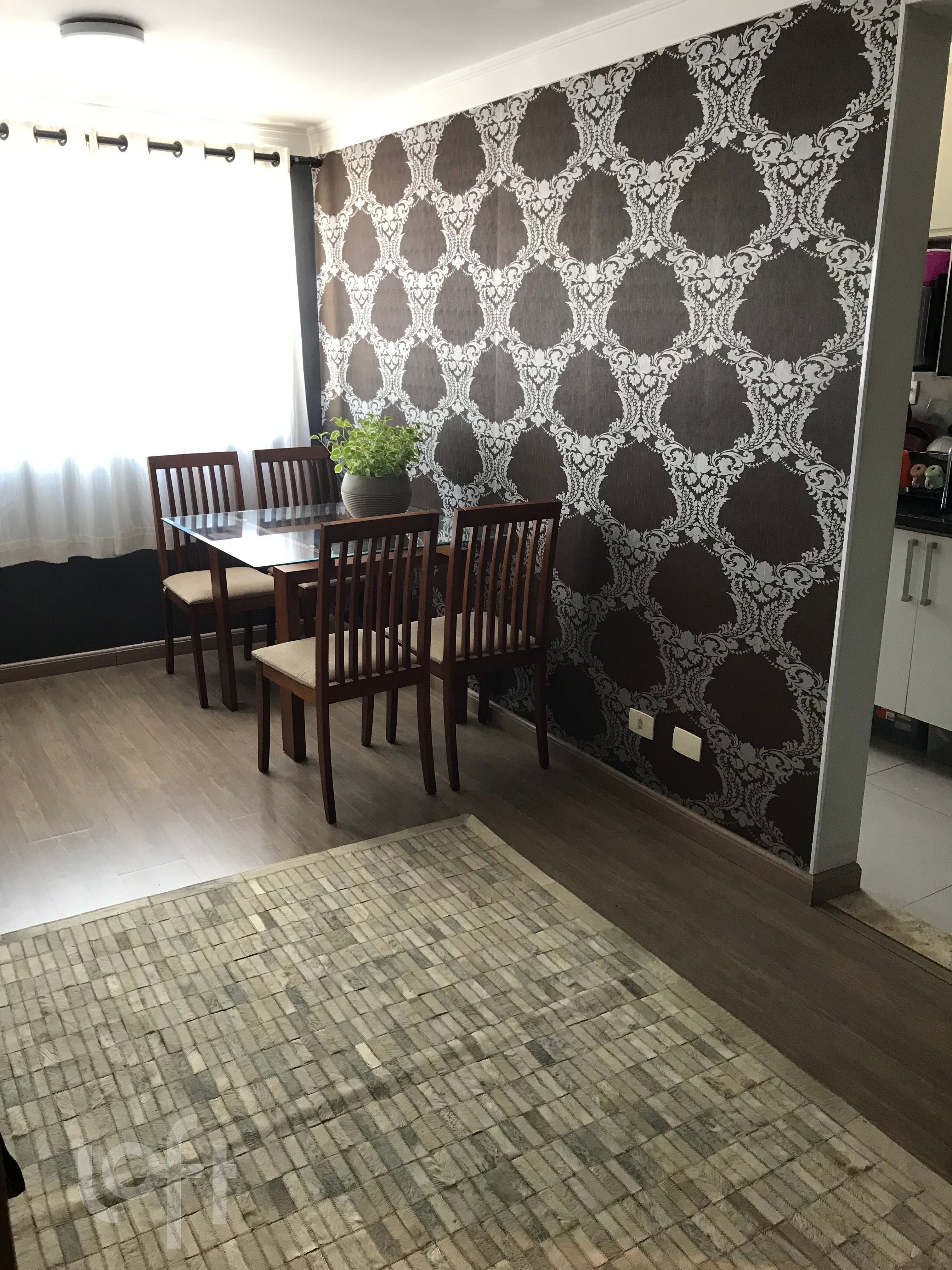 Apartamento à venda com 2 quartos, 40m² - Foto 1